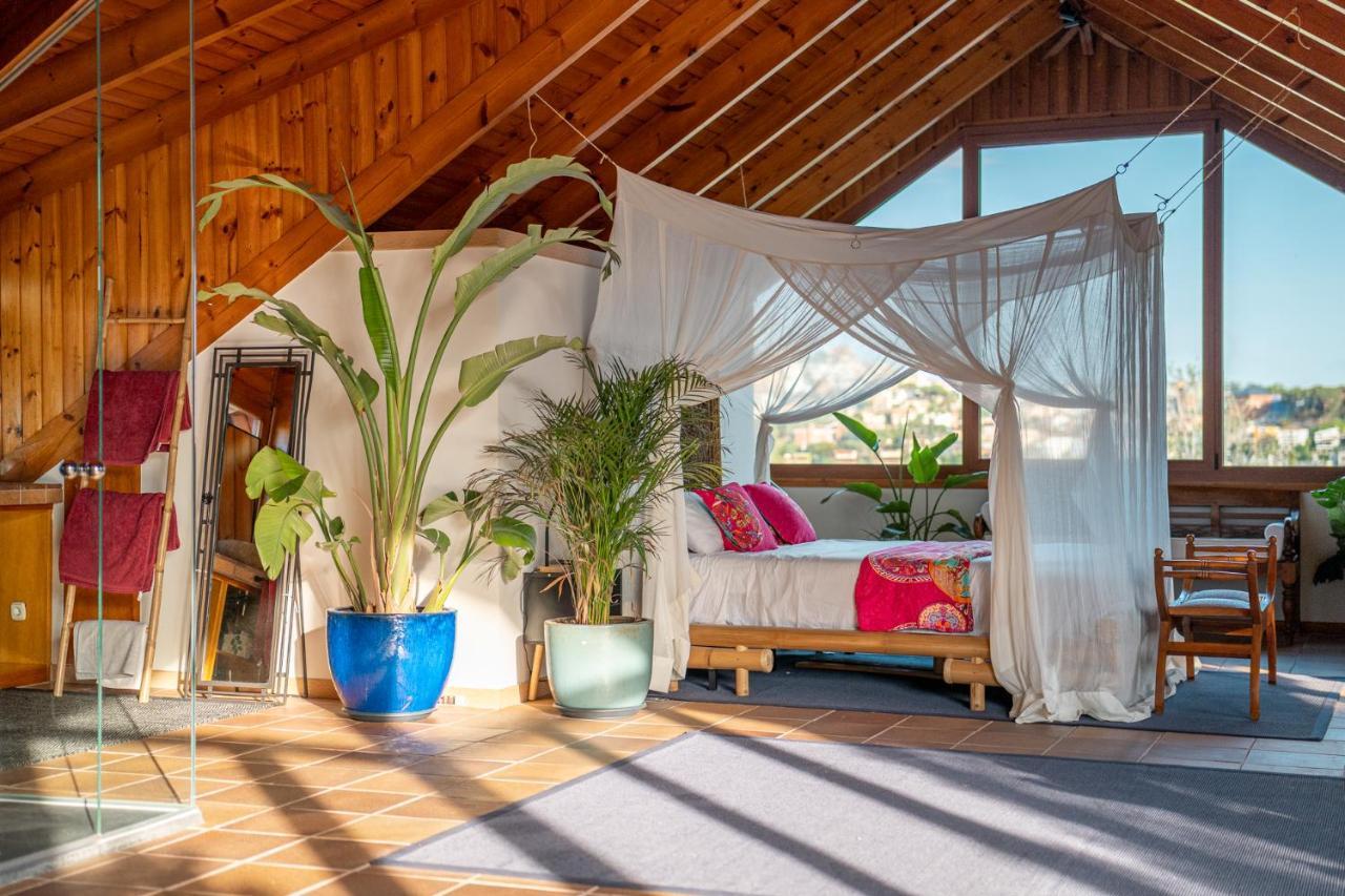 Willa Barcelona'S Tropical Oasis Sant Just Desvern Zewnętrze zdjęcie